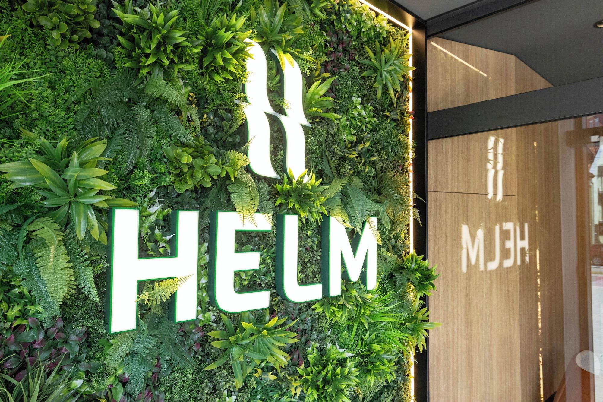 Vista Exterior Hotel Helm