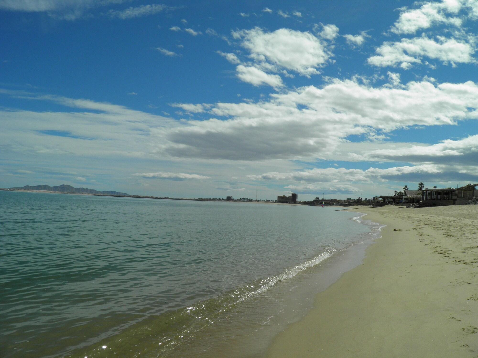 Playa Seaside Hotel & Victor's RV Park