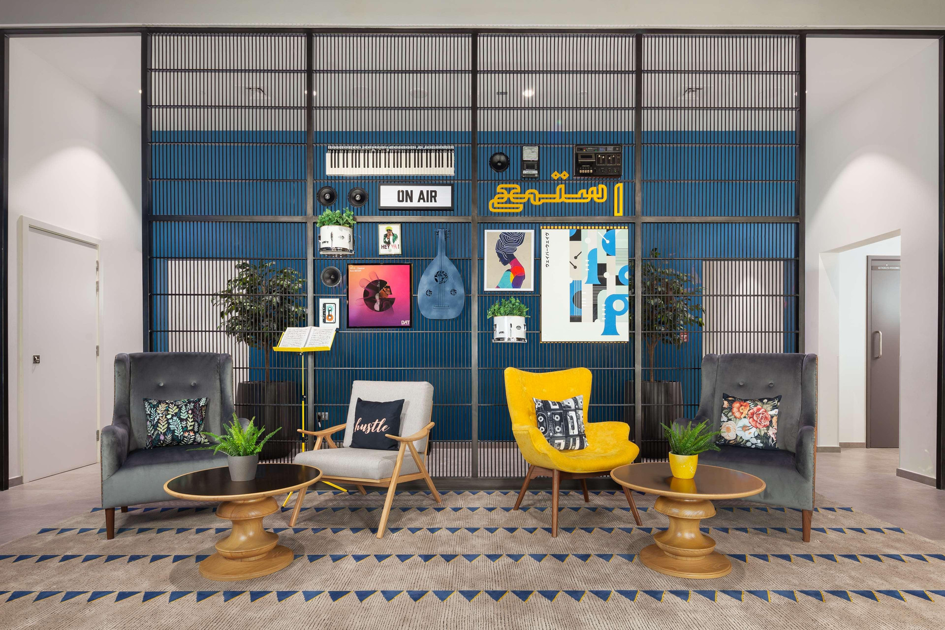 Vista Lobby Rove City Walk