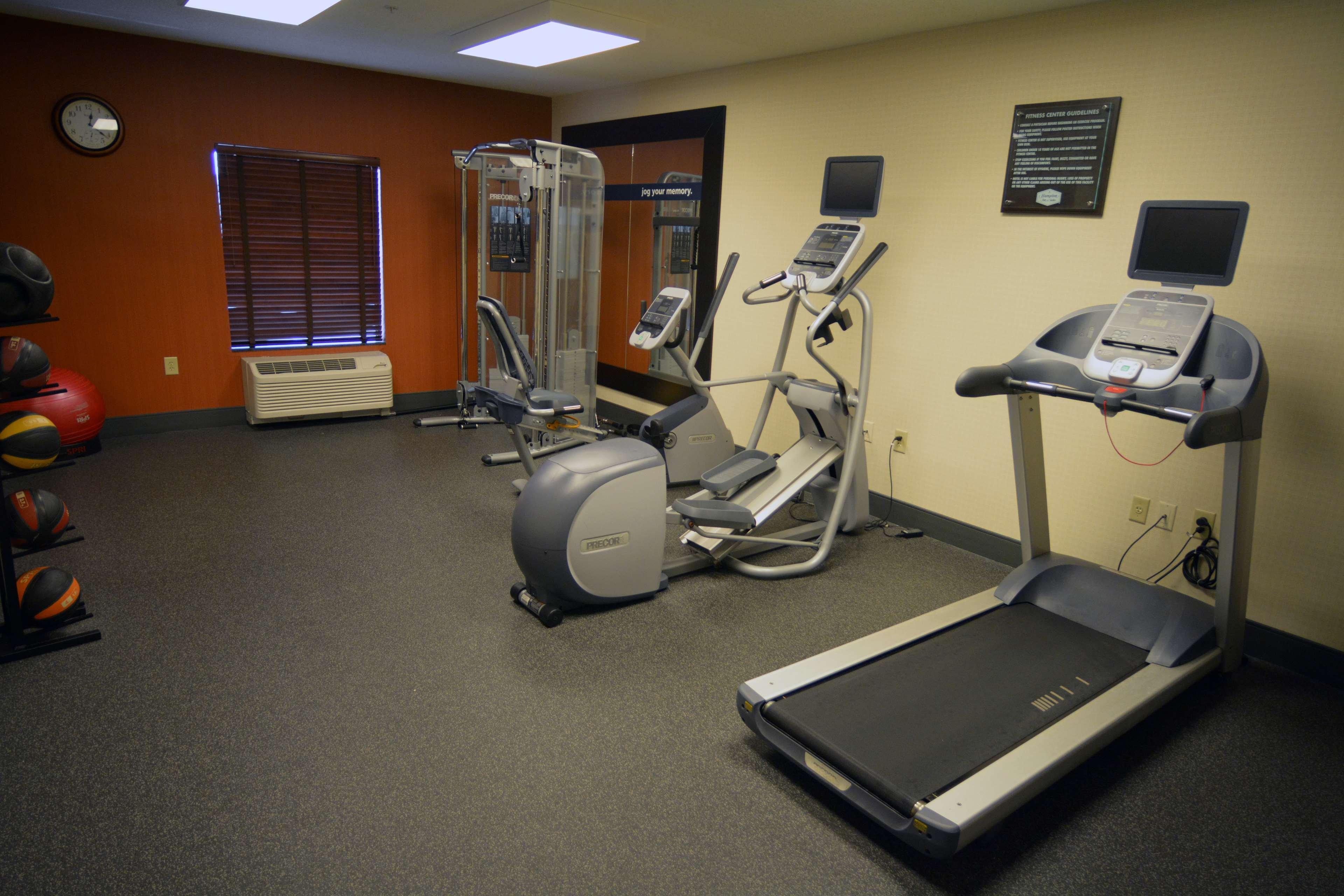 Gimnasio Hampton Inn Warsaw