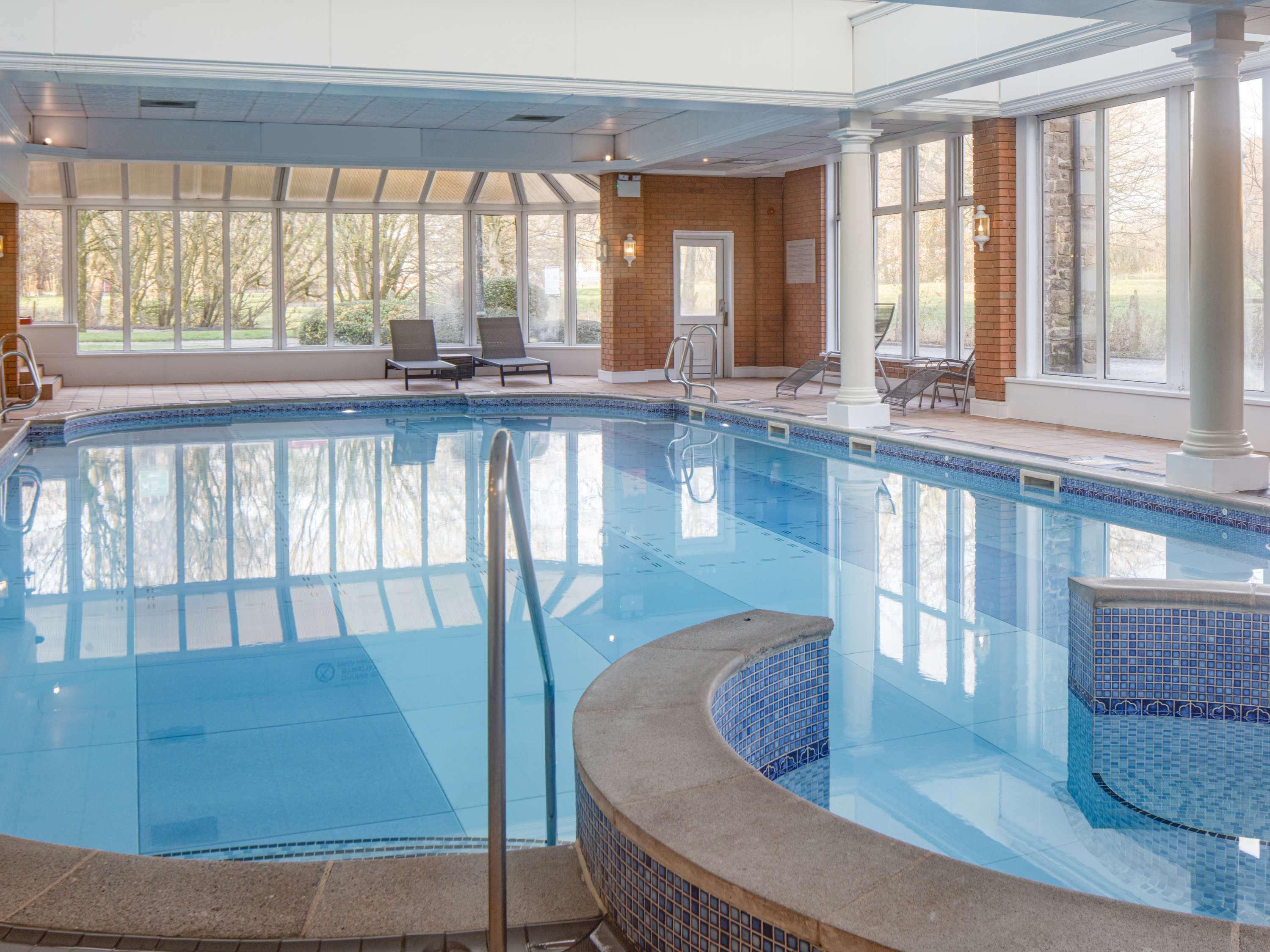 Vista Piscina Mercure Blackburn Dunkenhalgh Hotel & Spa