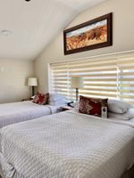 Alojamiento - Iron Springs Adventure Resort & RV Park