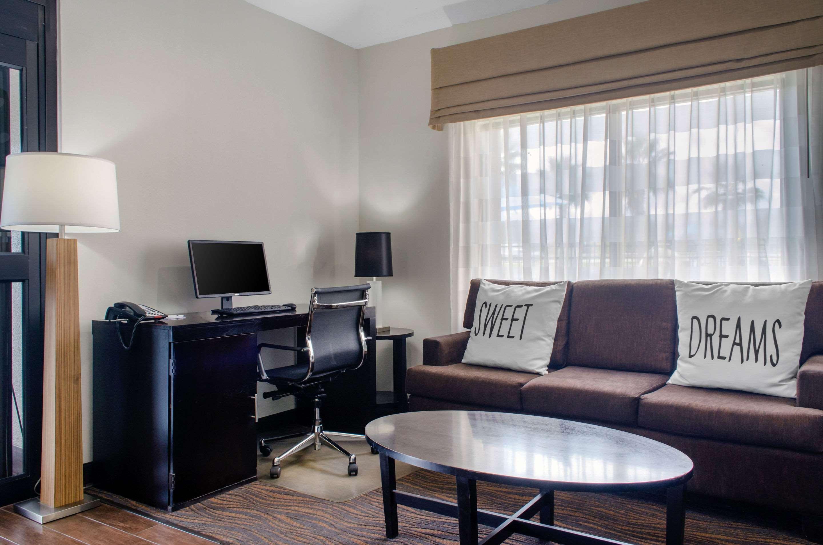 Centro de Negocios Sleep Inn Baton Rouge East I-12