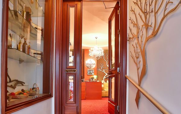 Senatus Hotel - Special Class