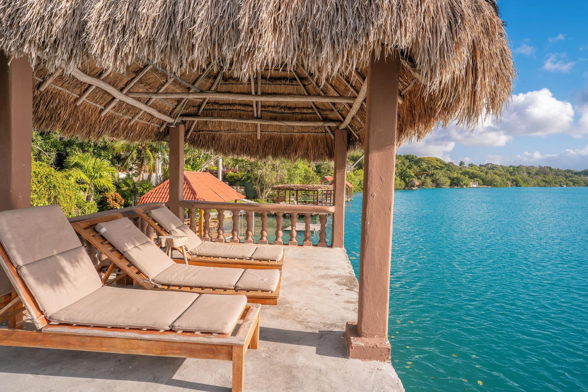 Vista Exterior Pepos Xul-Ha