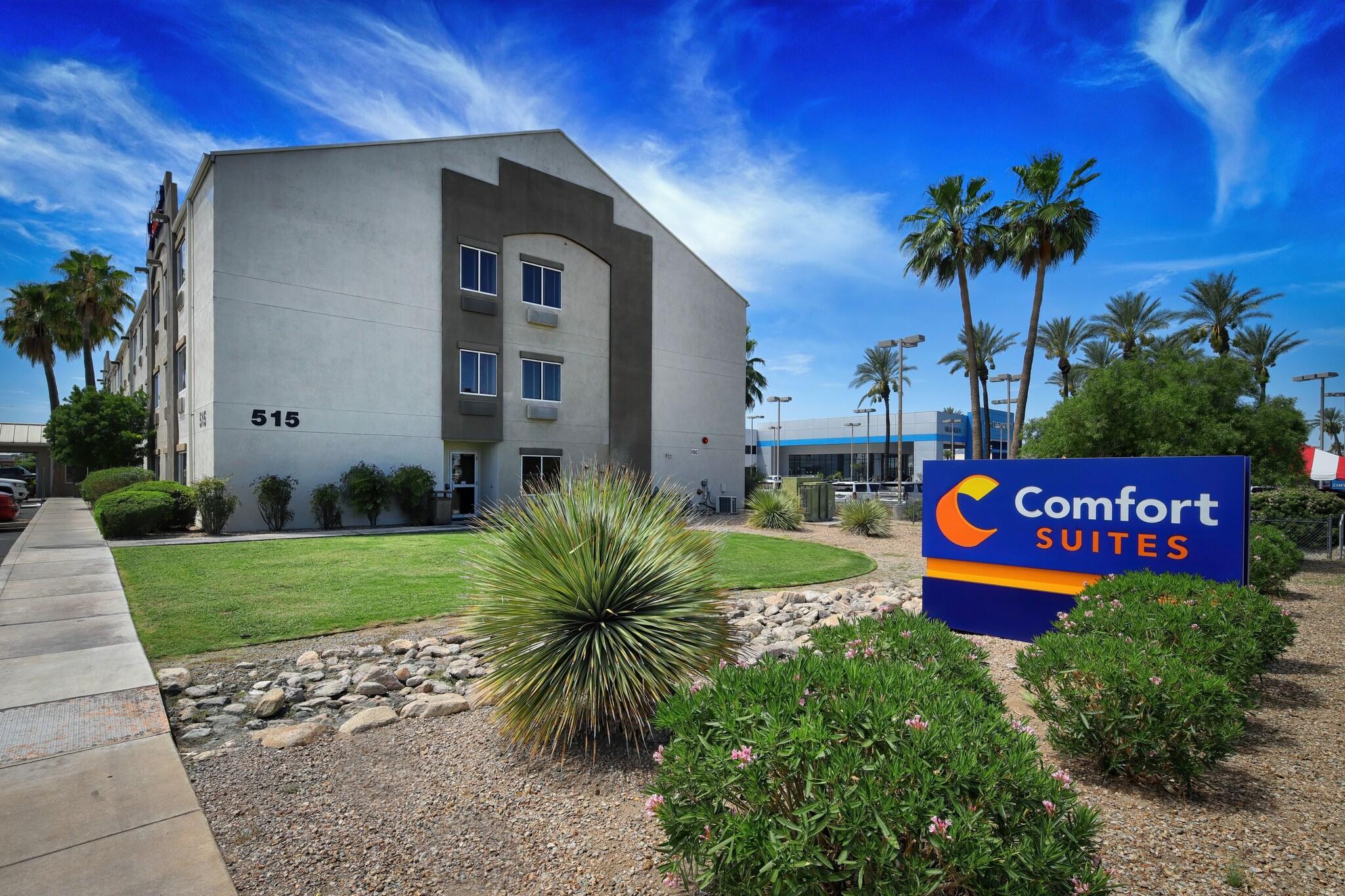 Vista Exterior Comfort Suites At Tucson Mall