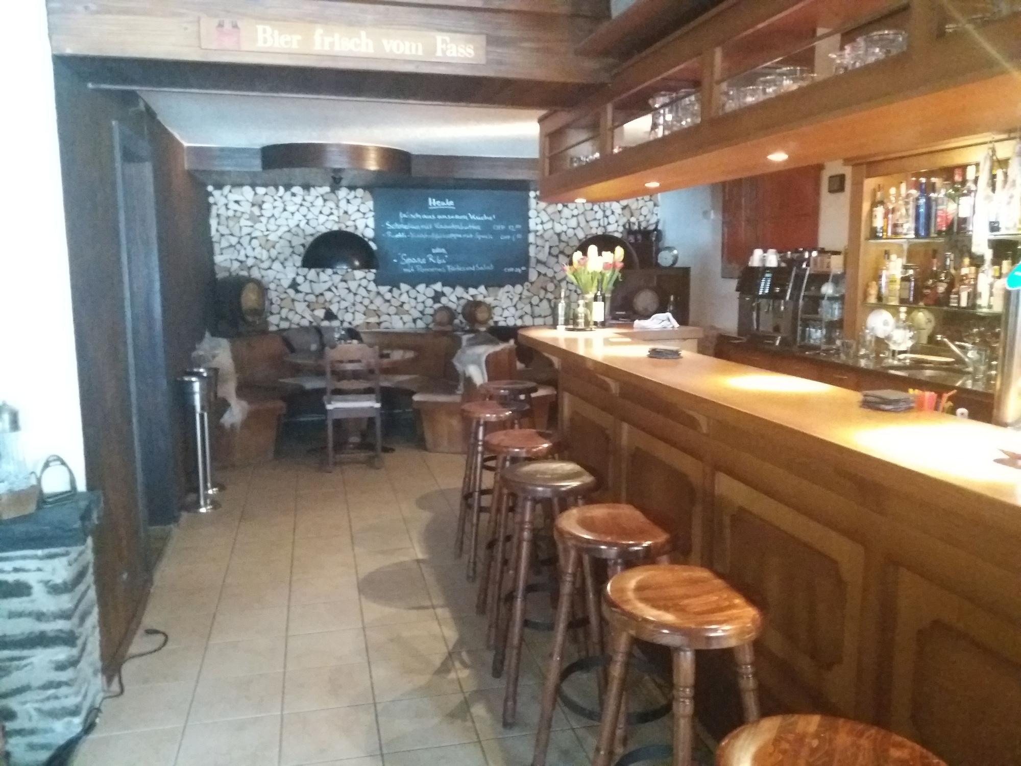 Bar/Salón Hotel Schmitta