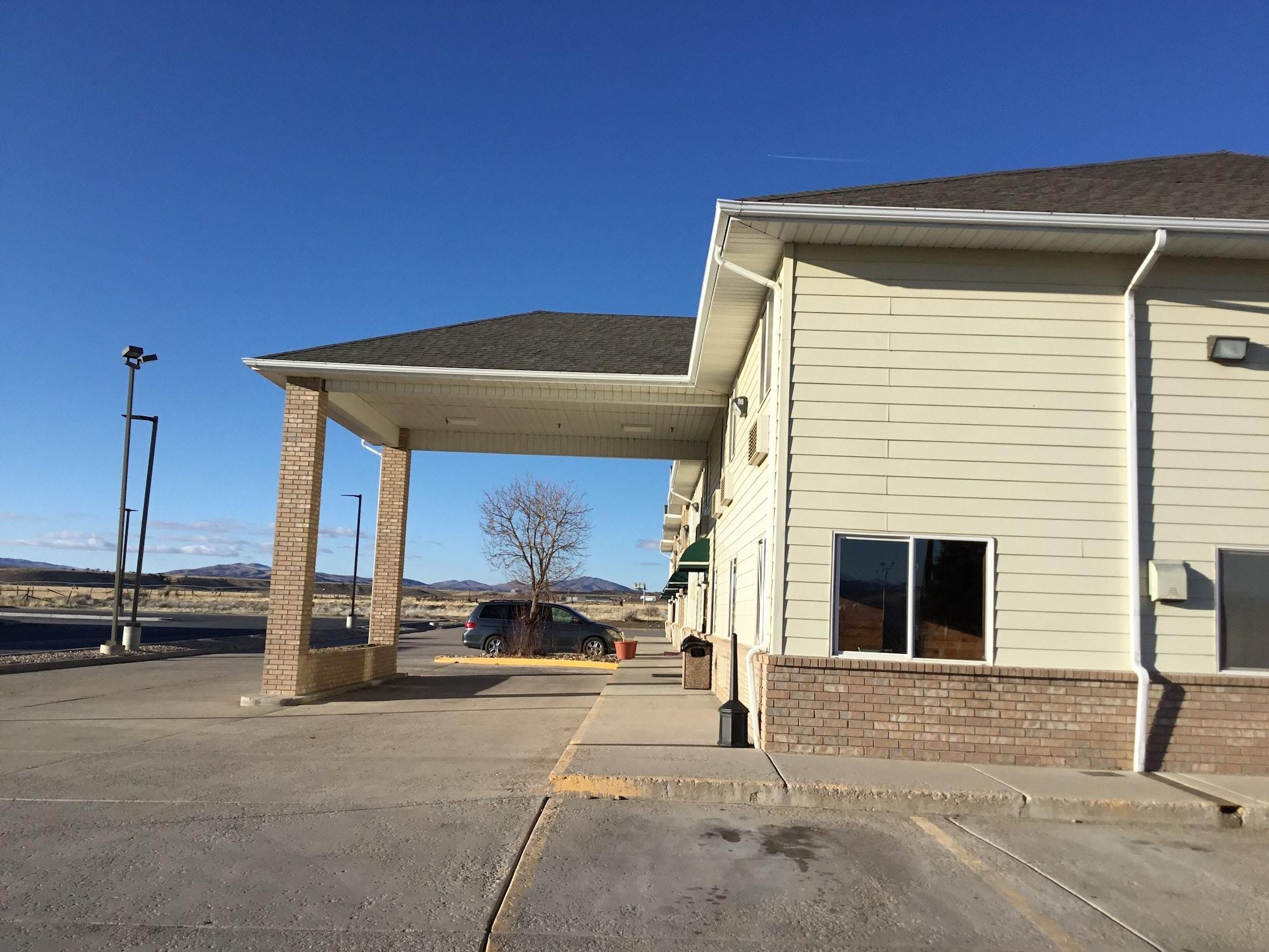 Vista Exterior Quality Inn Beaver I-15