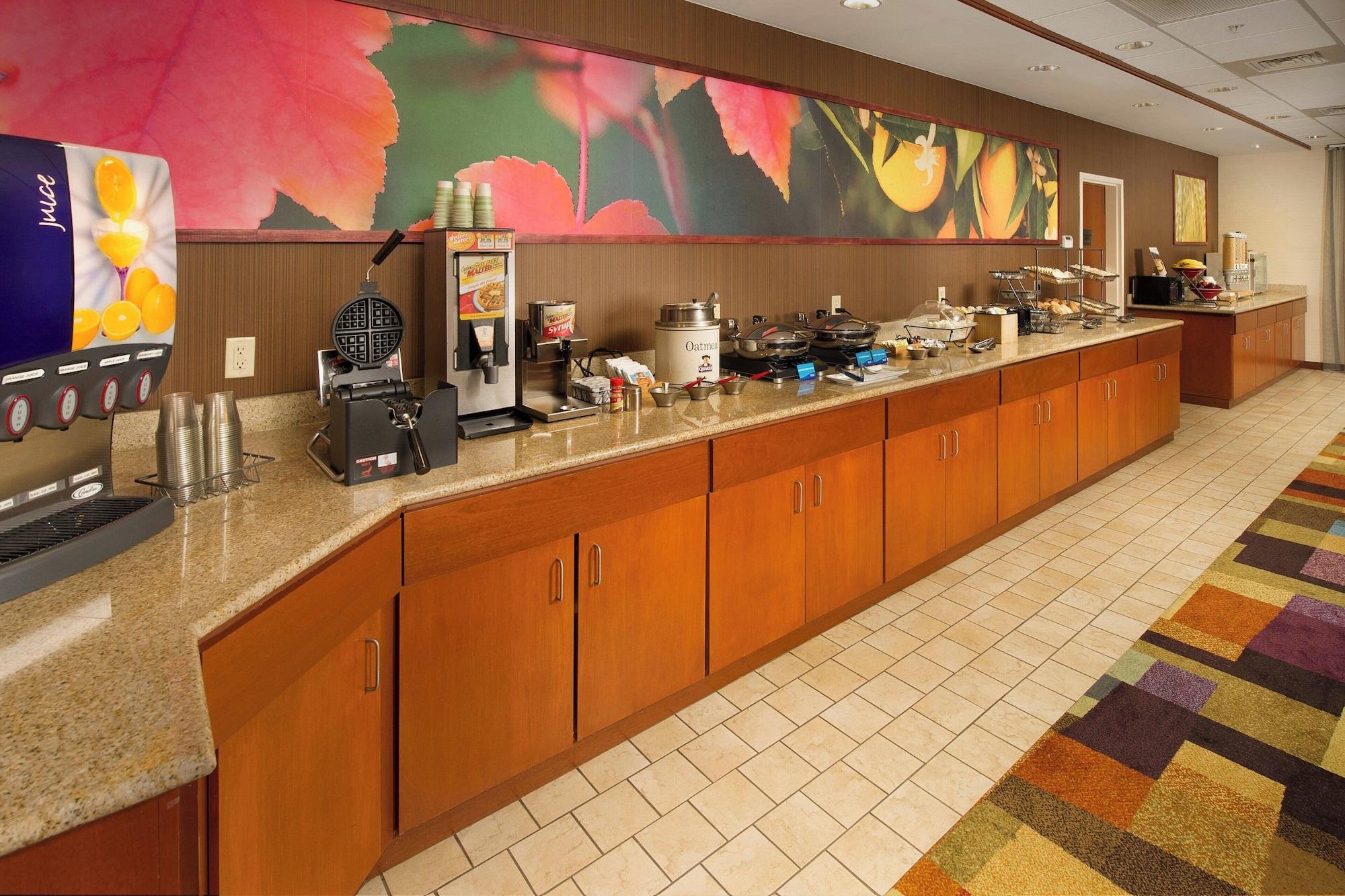 Restaurant Fairfield Inn & Suites by Marriott Marshall