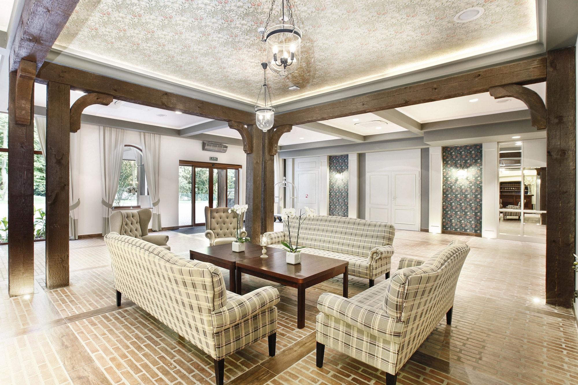 Vista Lobby Hotel Aubrecht Country SPA Resort