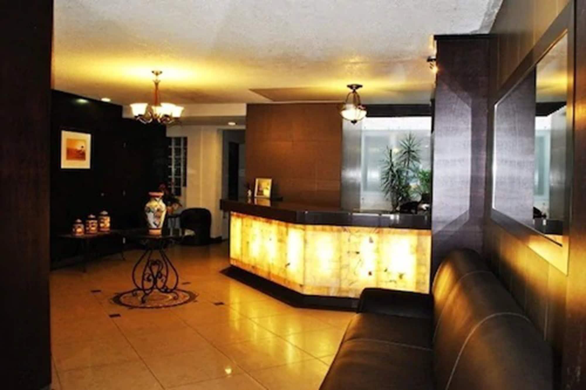 Vista Lobby Hotel Marcella Clase Ejecutiva