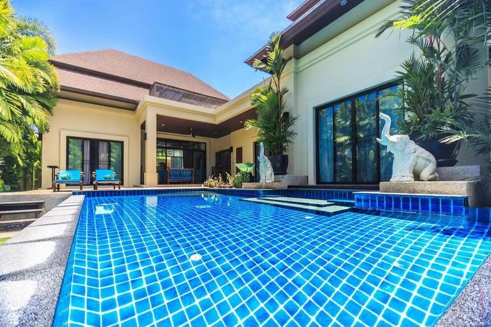 Vista Piscina Baan Bua Estate by Tropiclook