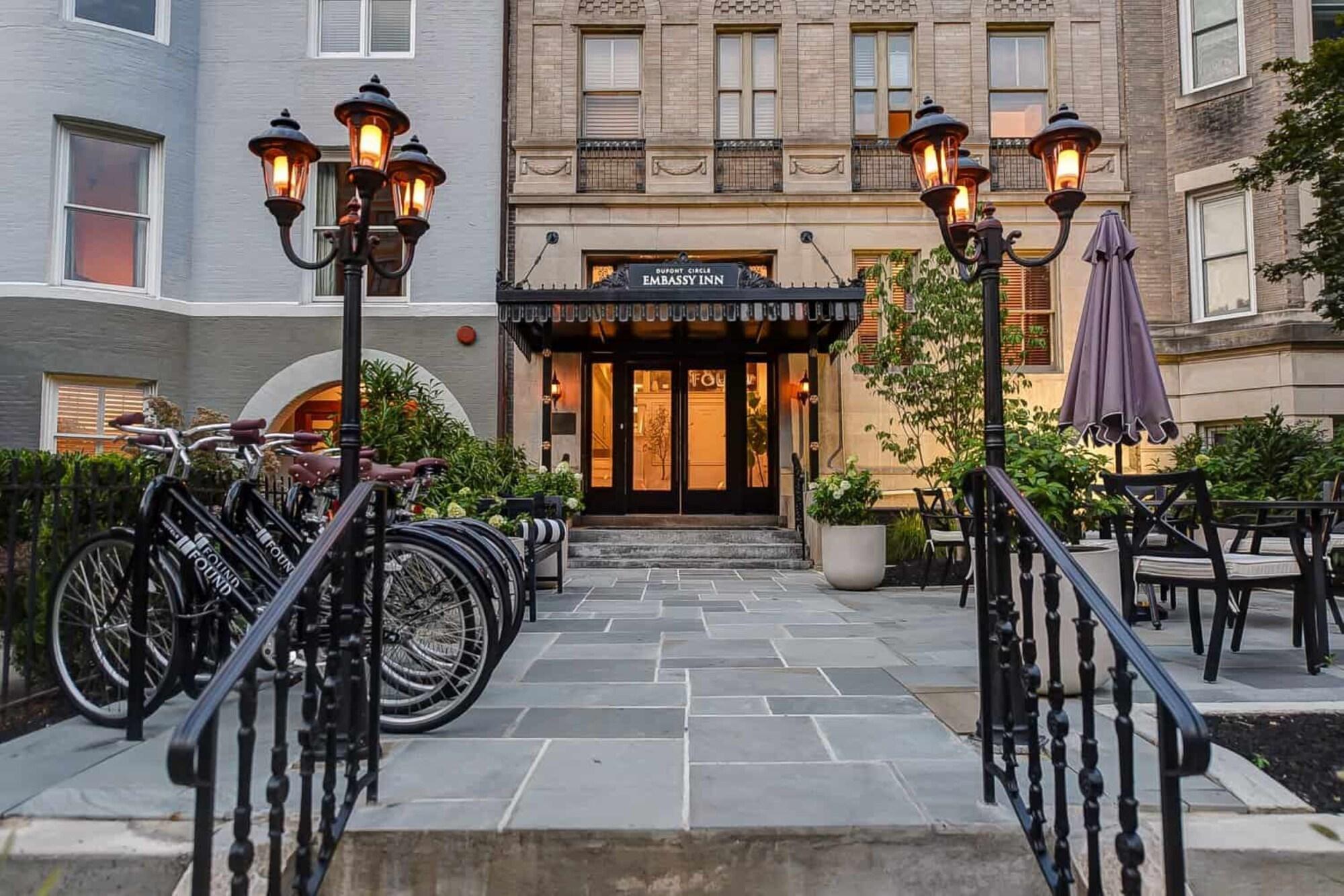 Varios Dupont Circle Embassy Inn by FOUND