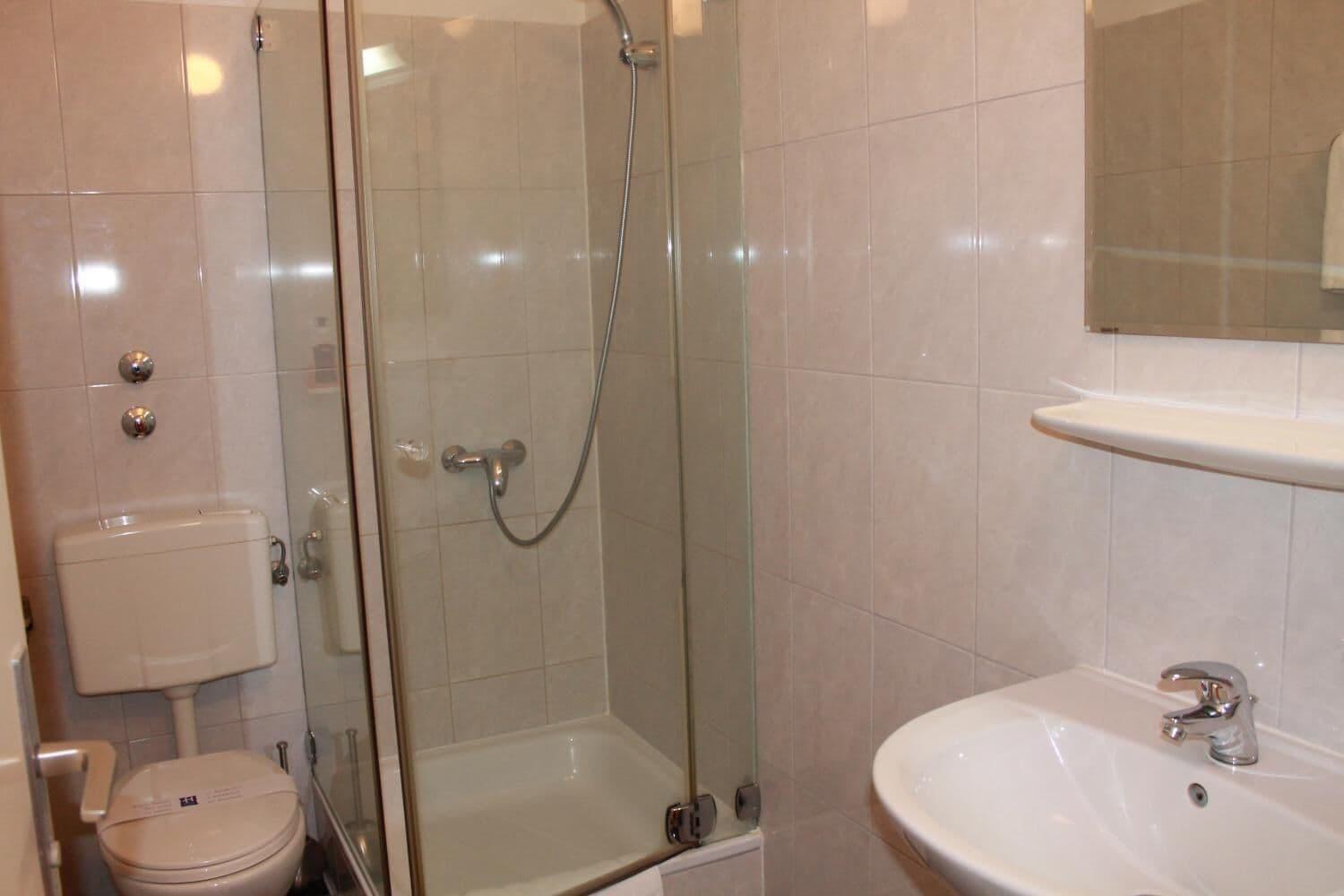 Equipamiento de Habitación City Hotel Mercator
