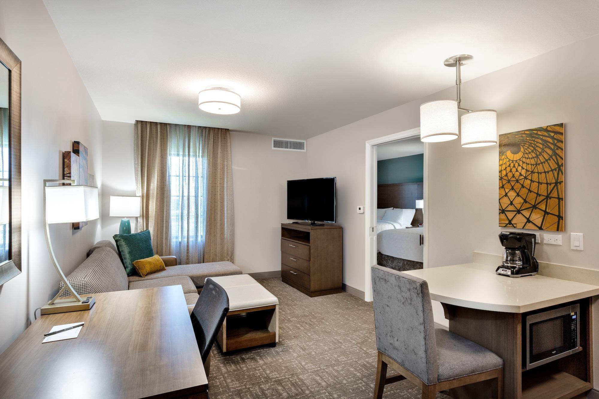 Habitación Staybridge Suites Fort Lauderdale Airport - West by IHG