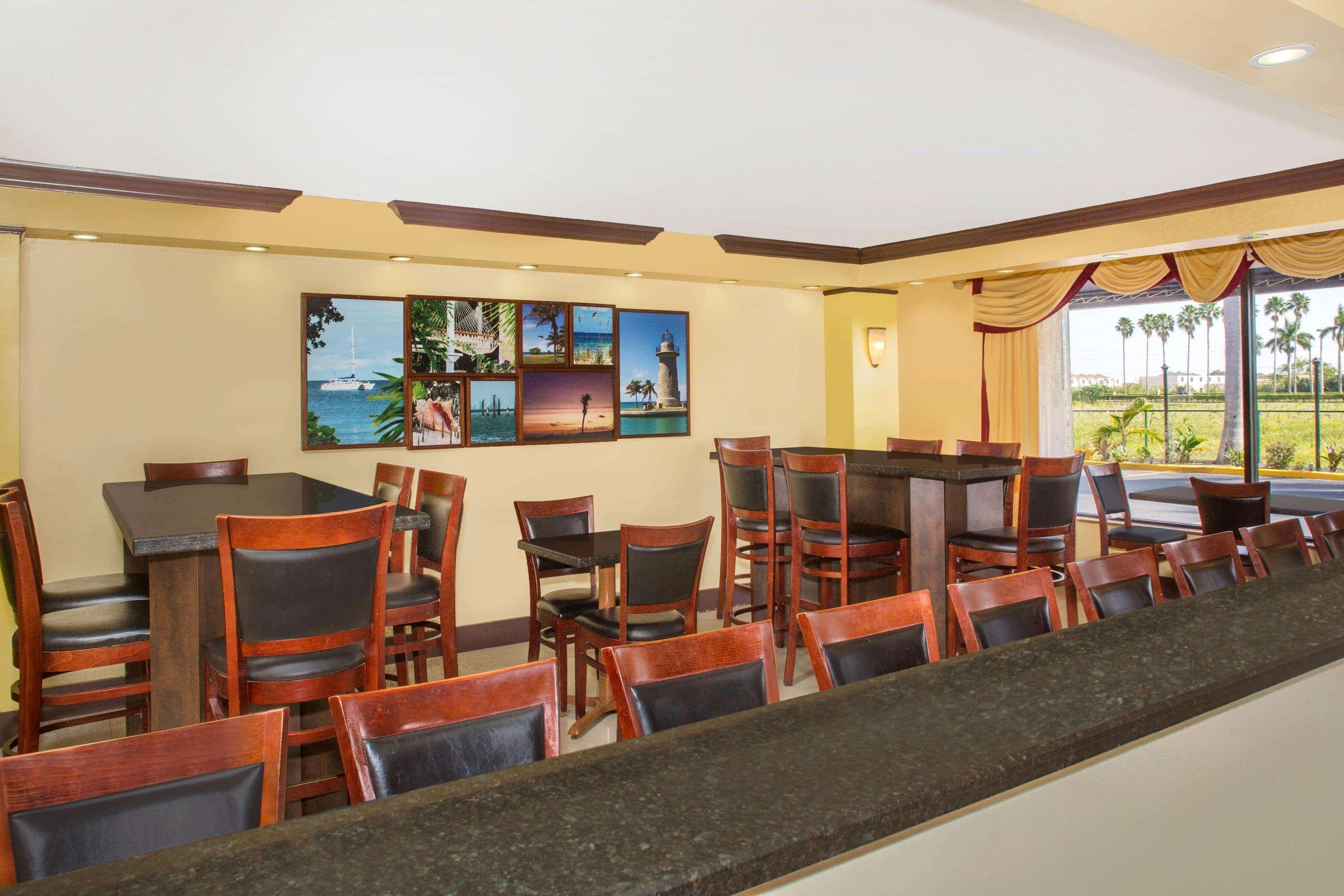 Restaurant Days Inn by Wyndham Florida City