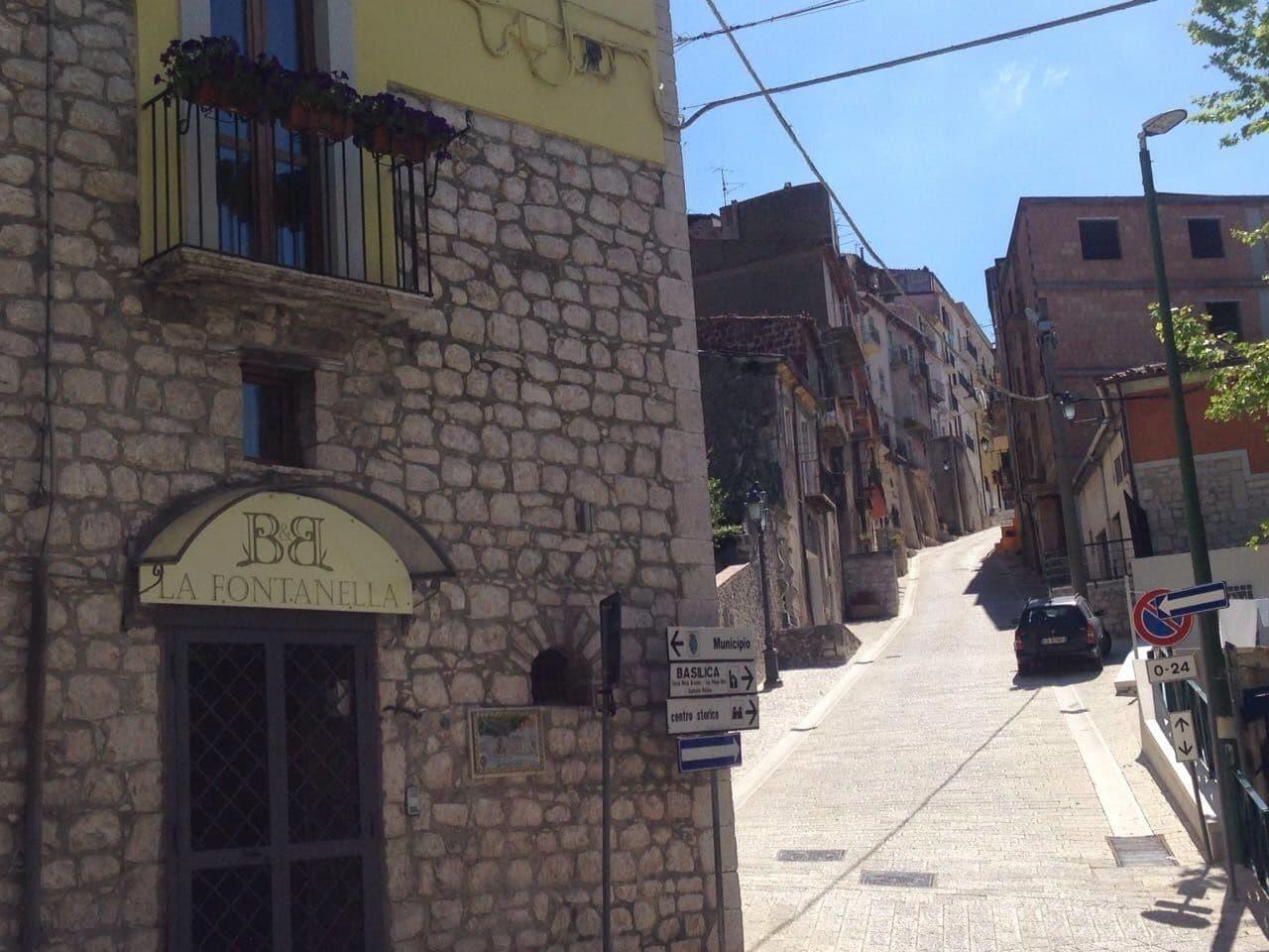 Vista Exterior La Fontanella B&B