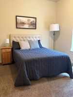 Alquiler Vacacional - Cozy 3-bedroom Cottage in the charming Hazelwood Village in Boise.