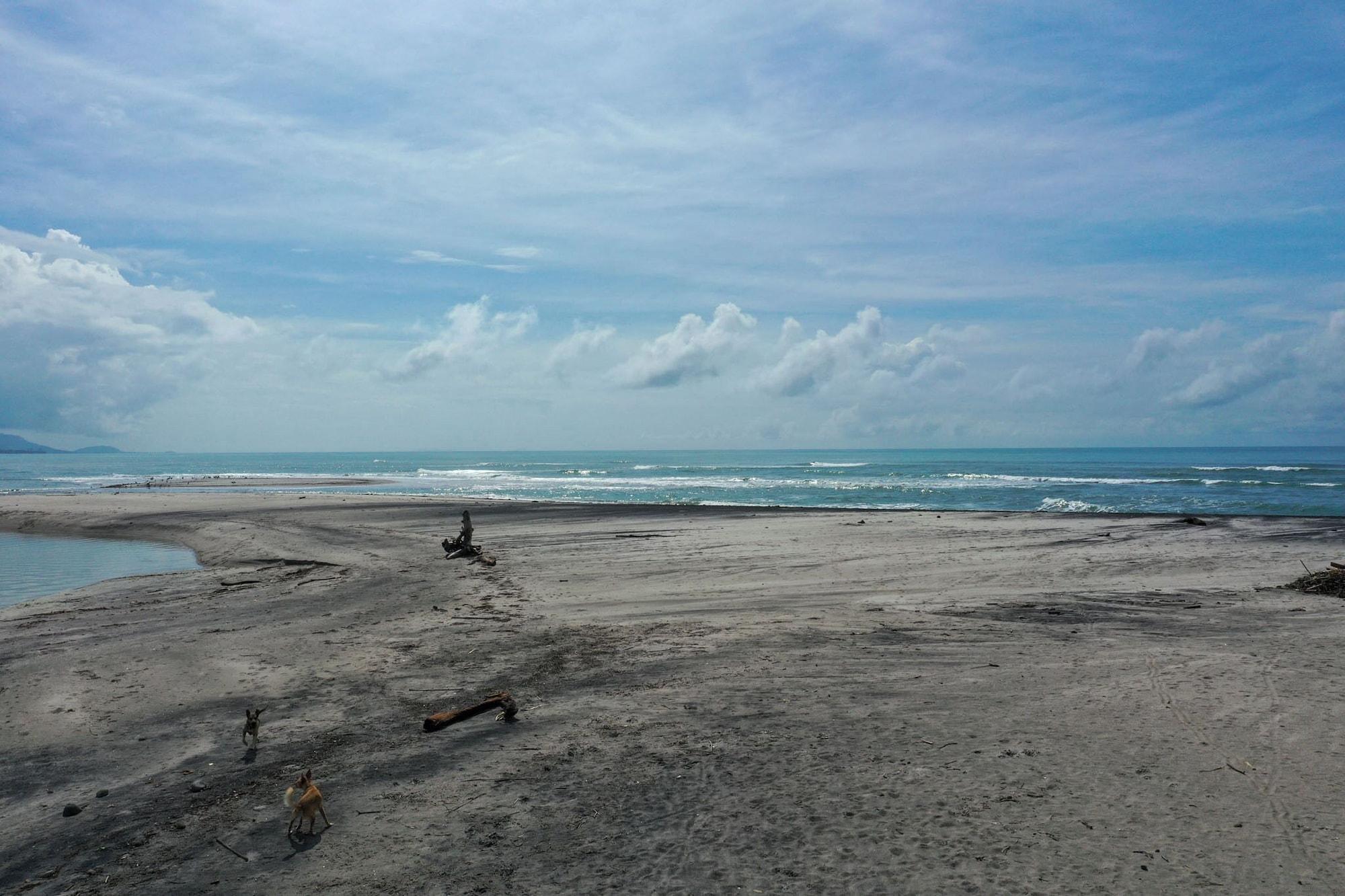 Playa Bay View Hotel