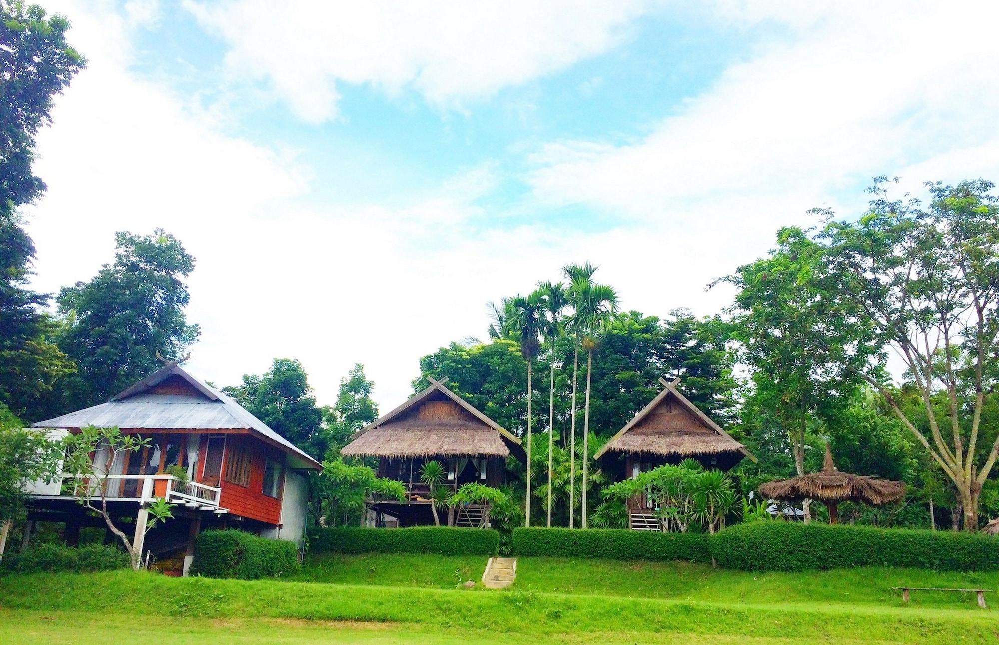 Vista Exterior Vimarnkiri Resort