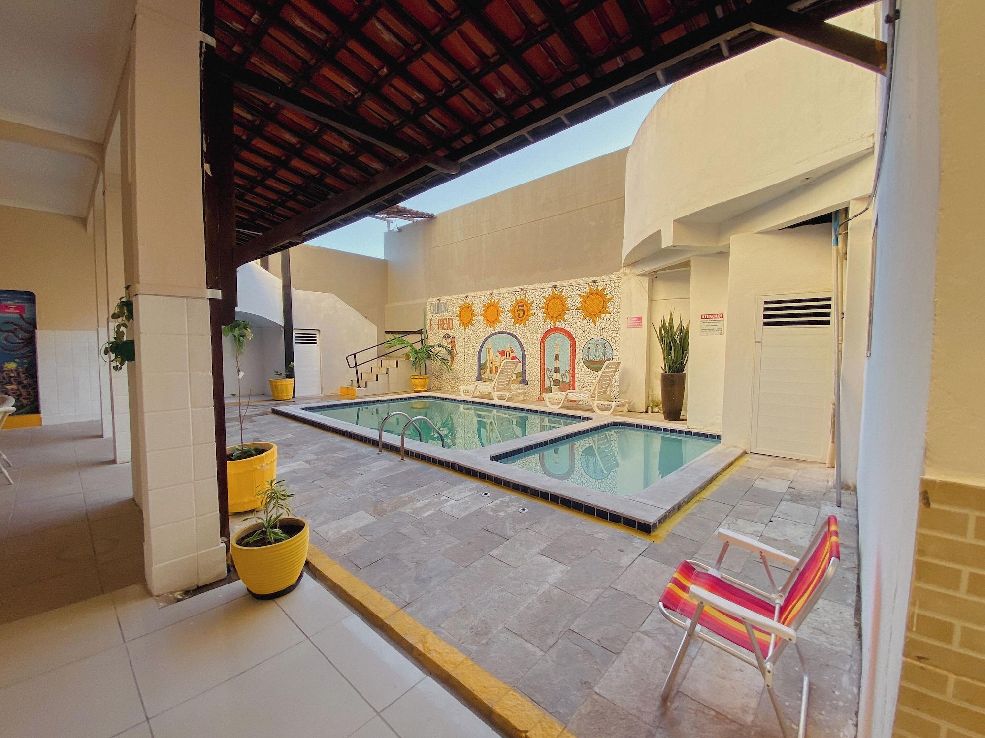 Vista Piscina Hotel 5 Sóis