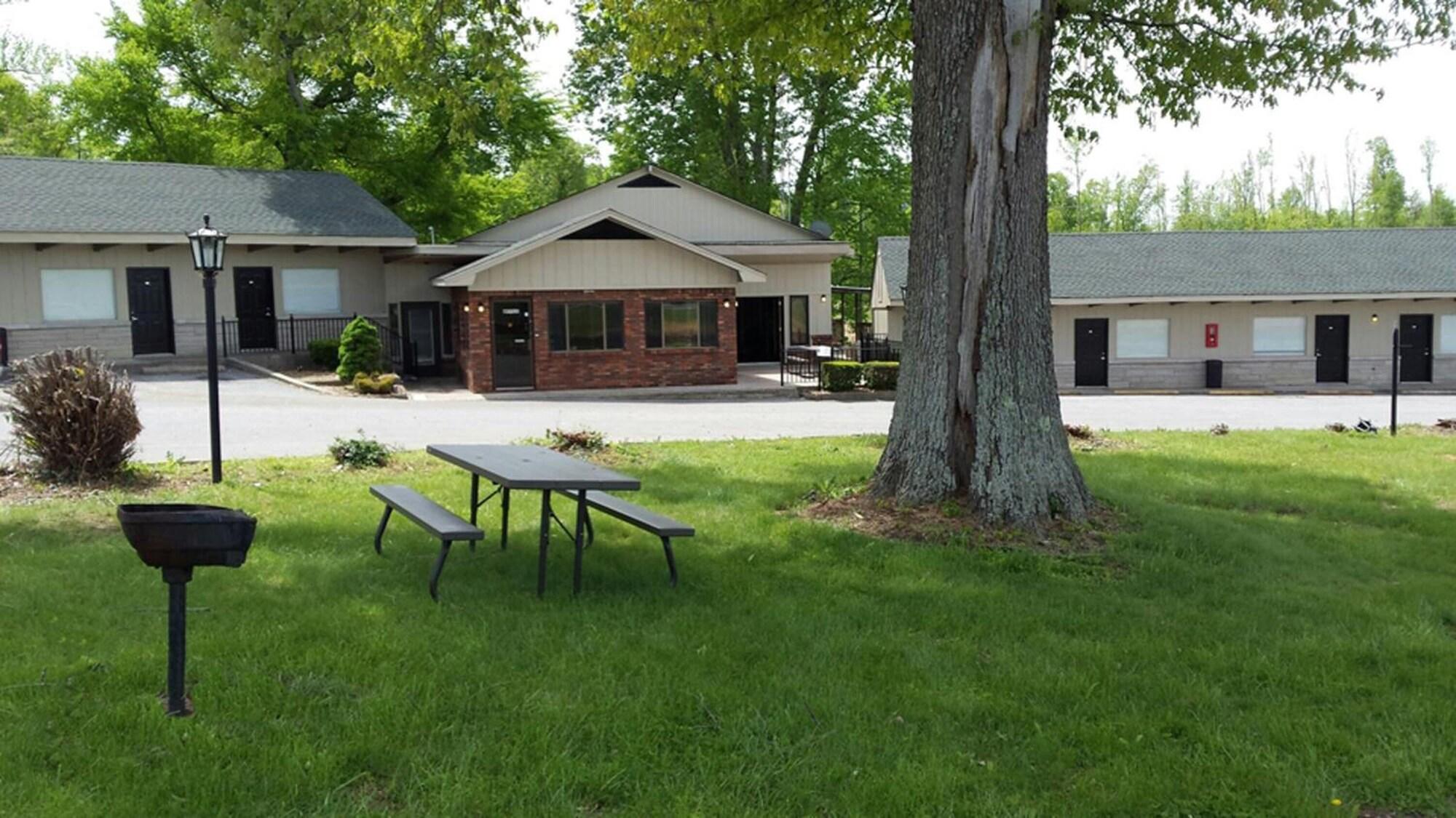 Comodidades del Alojamiento Kentucky Lake Inn