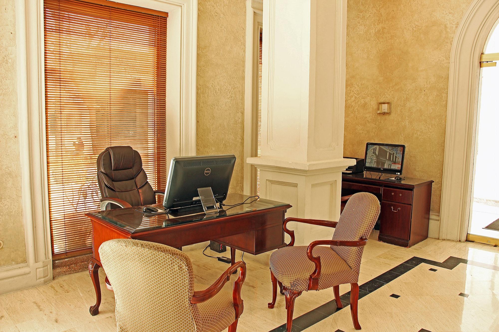 Vista Lobby Hotel Plaza de Oro