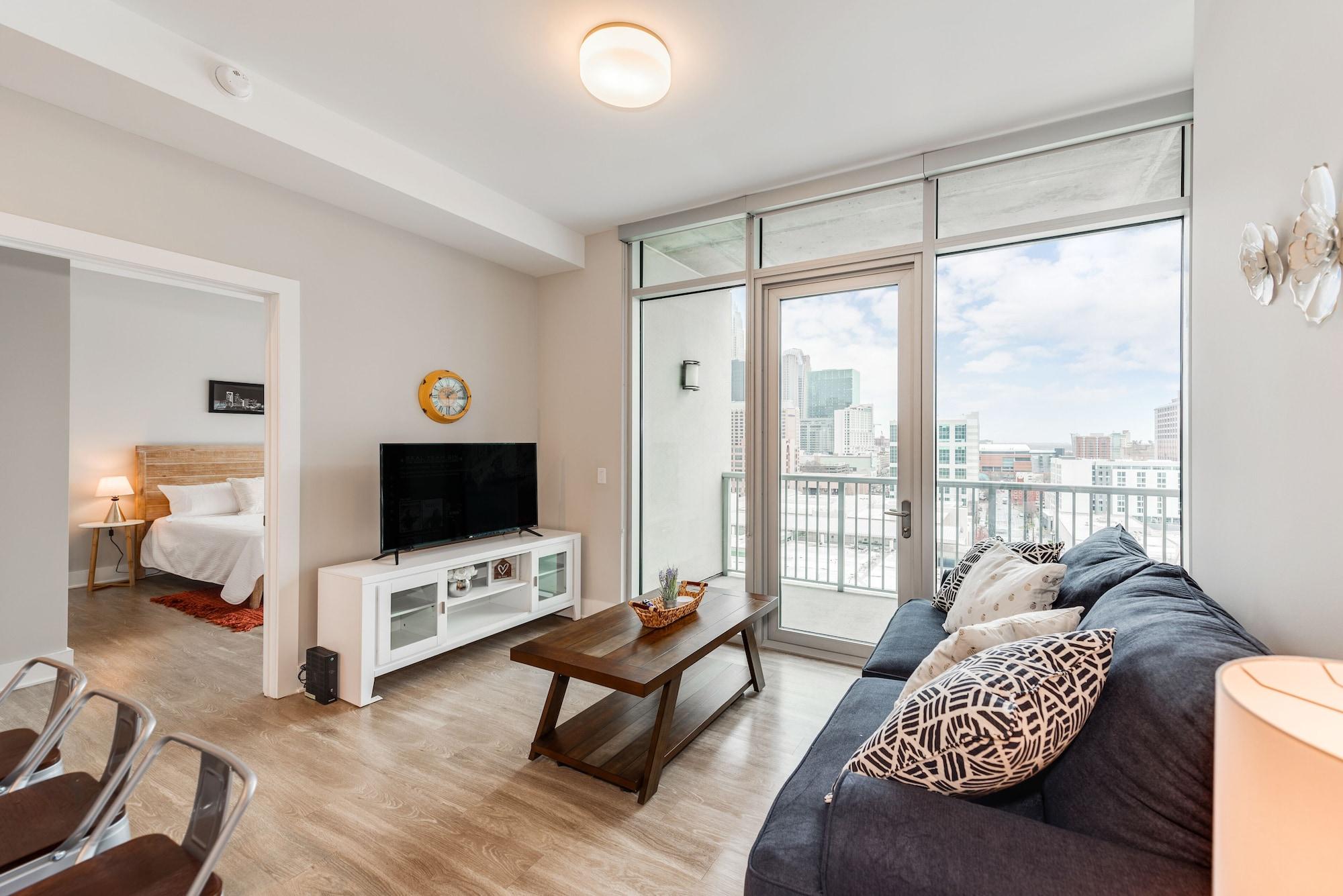 Varios Heaven in Charlotte Furnished Apartments