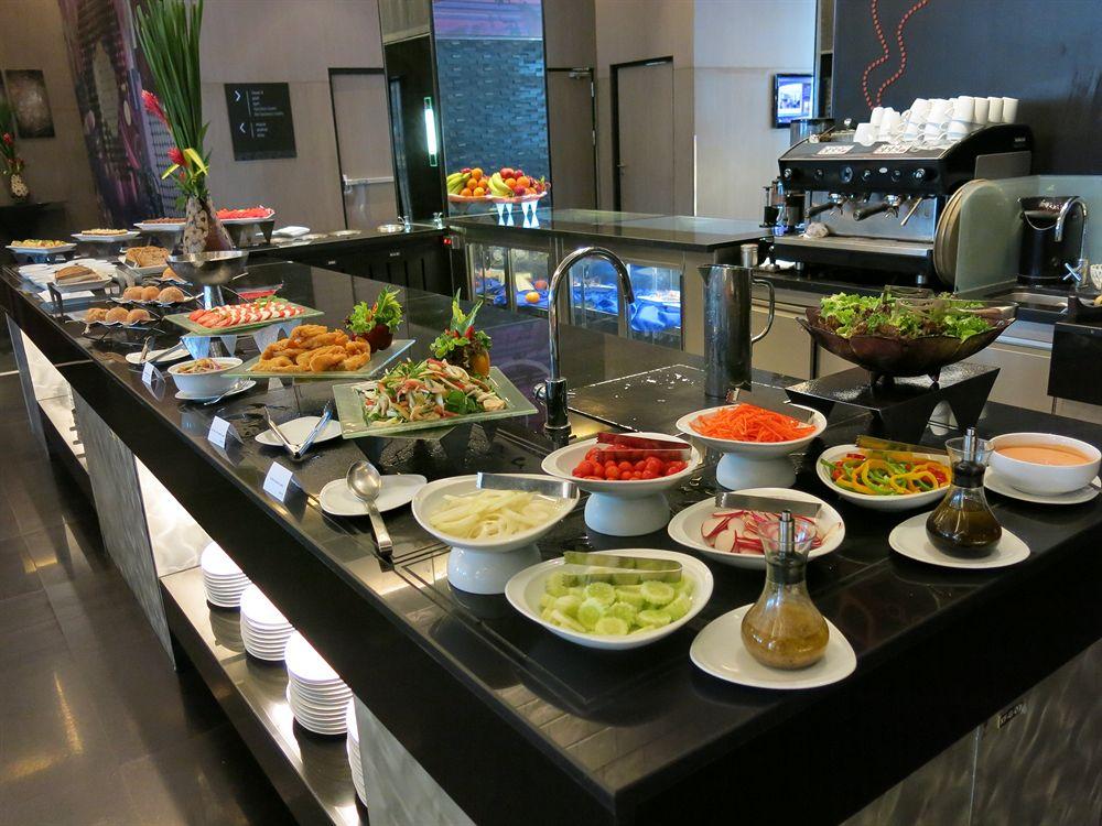 Restaurante Radisson Suites Bangkok Sukhumvit