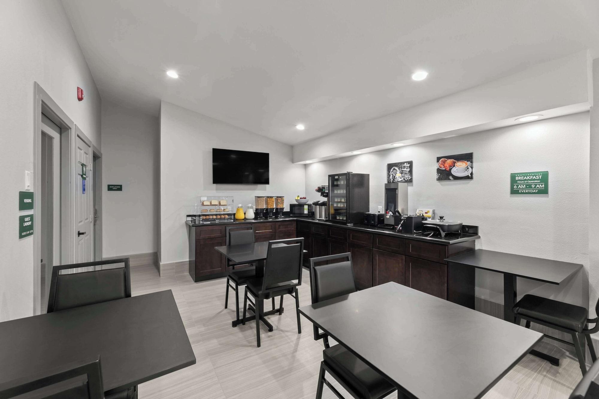 Restaurant GuestHouse Extended Stay Laredo