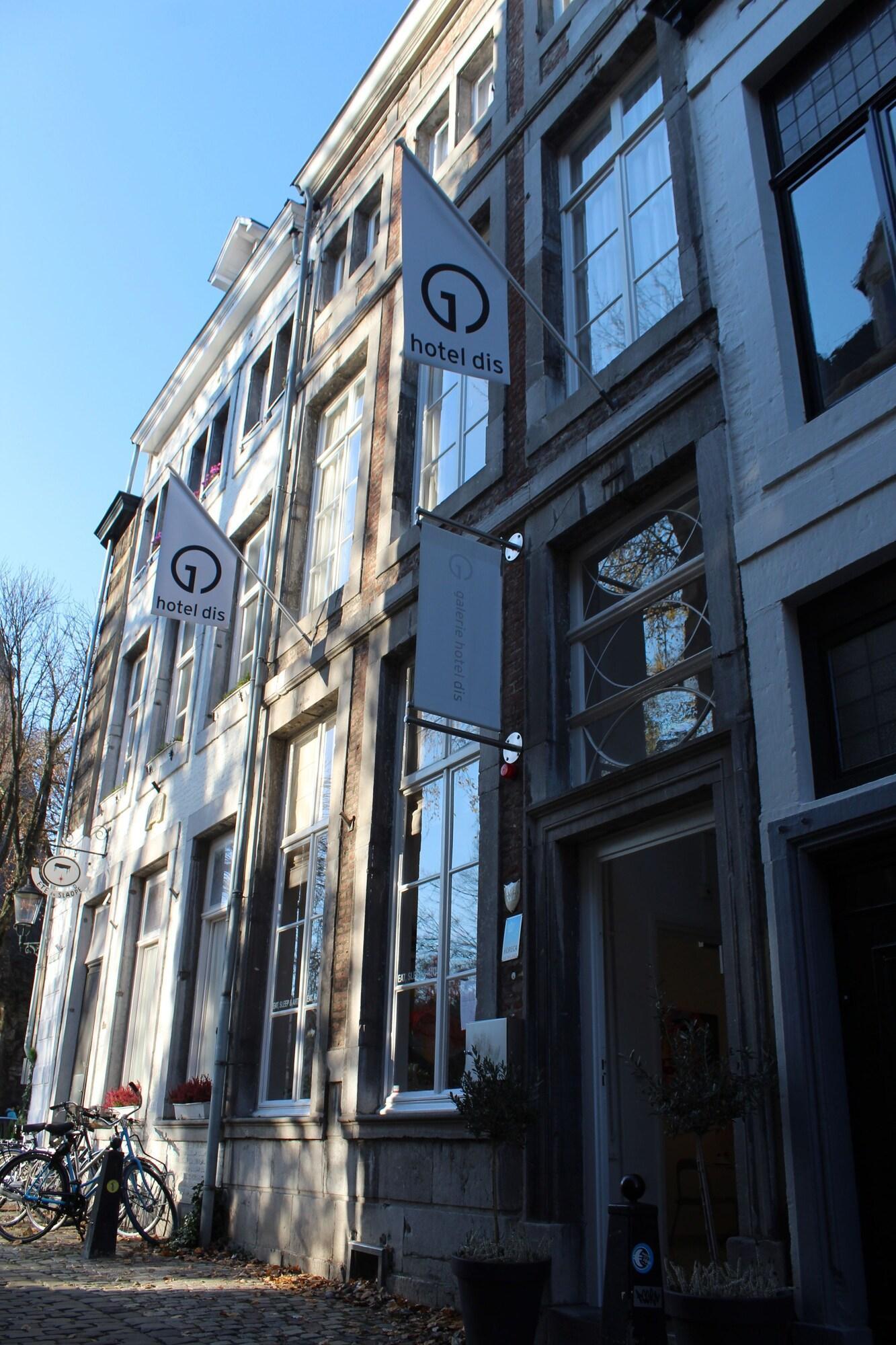 Vista Exterior Hotel Dis