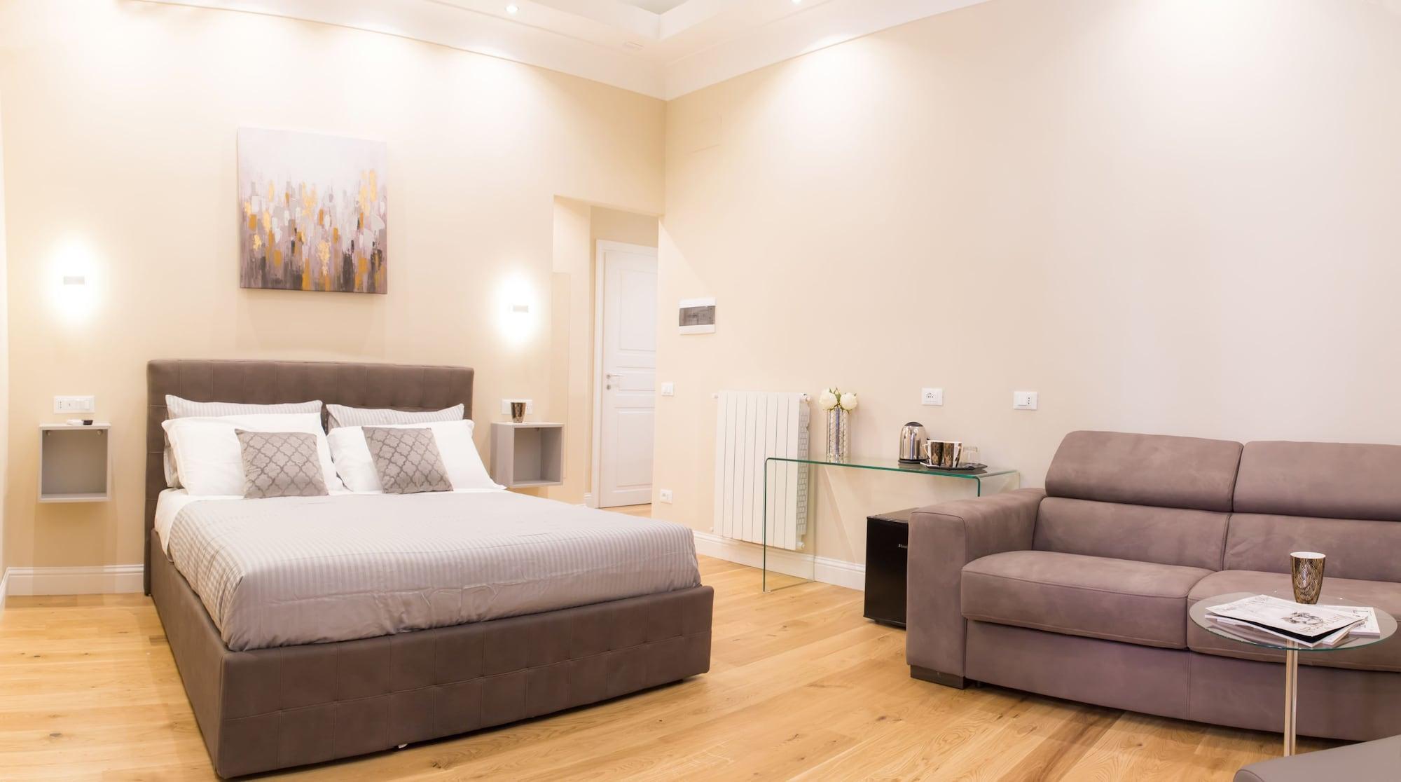Variados (as) Nazionale Palace Suites