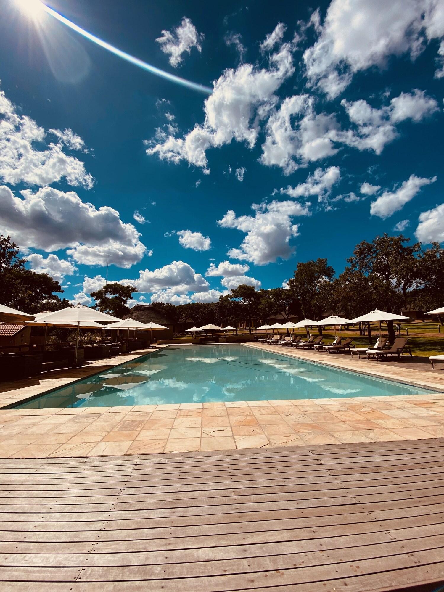 Vista Piscina Fumani Game Lodge