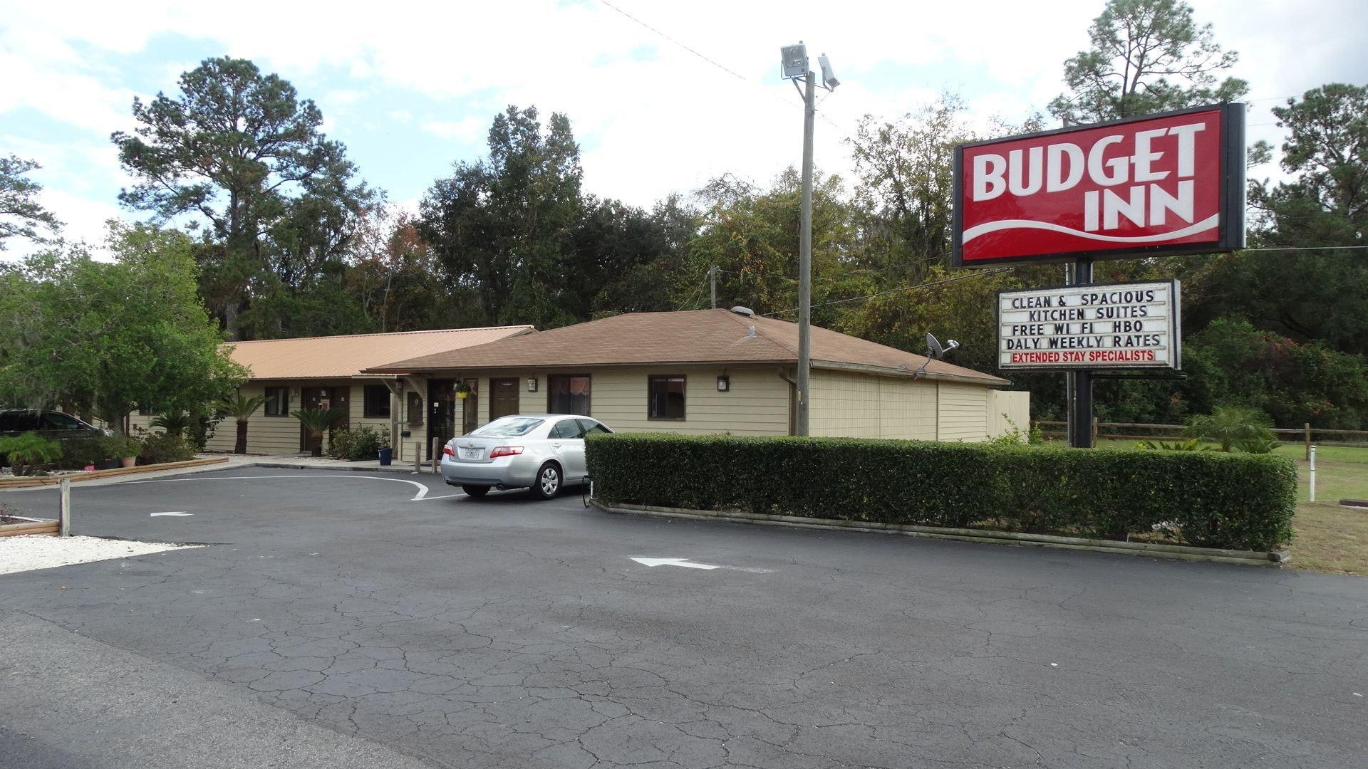 Varios Budget Inn