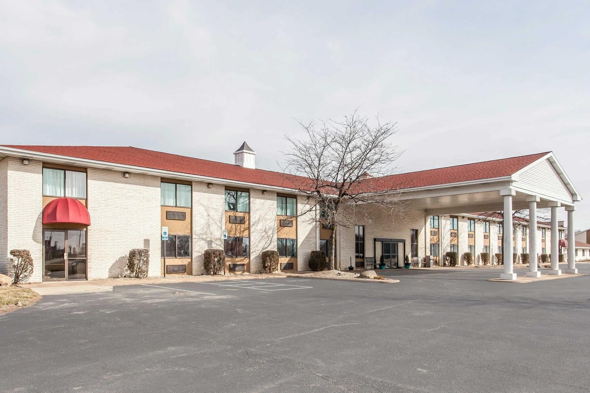 Vista Exterior Quality Inn Milan - Sandusky