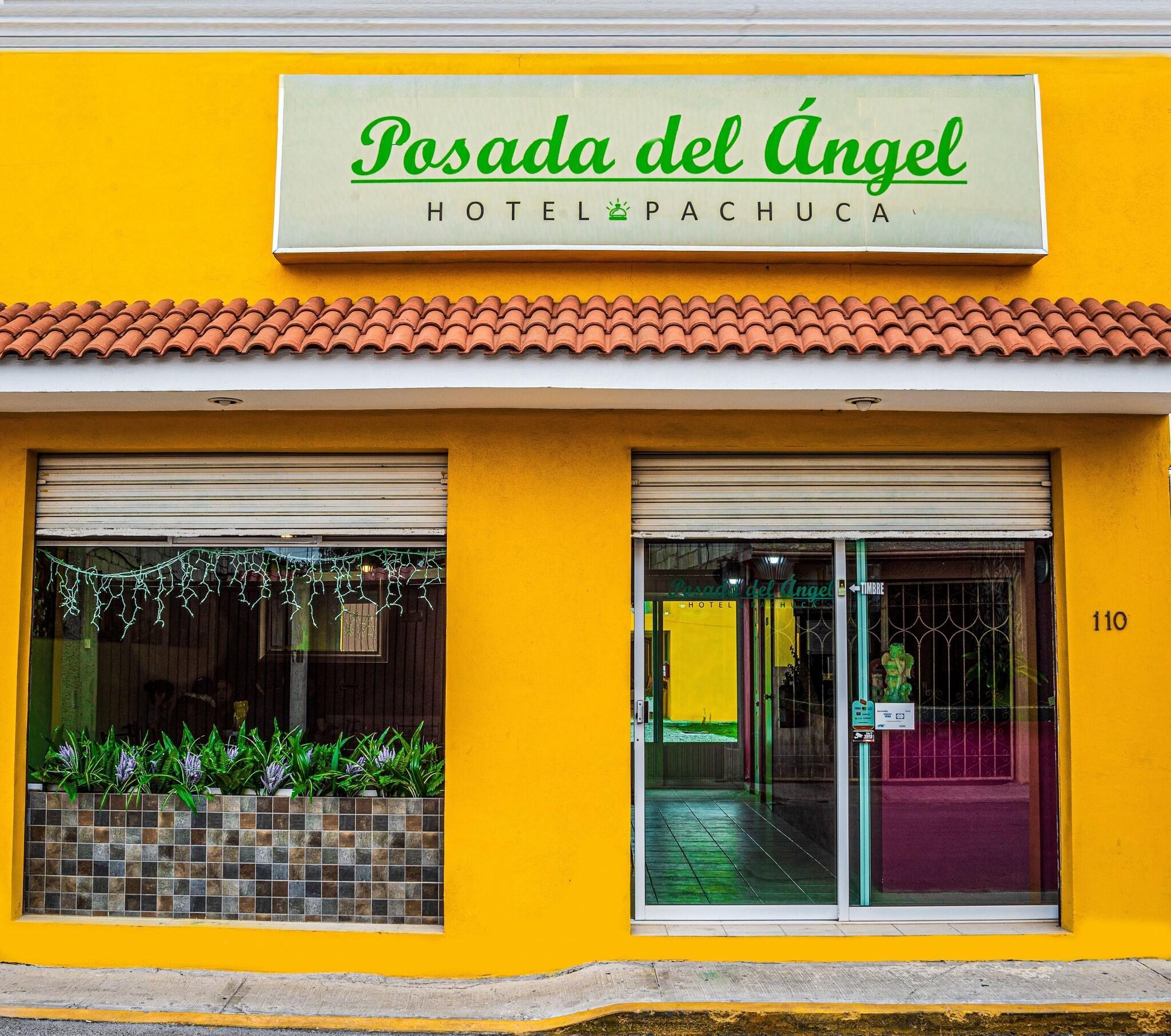 Vista Exterior Posada del Ángel