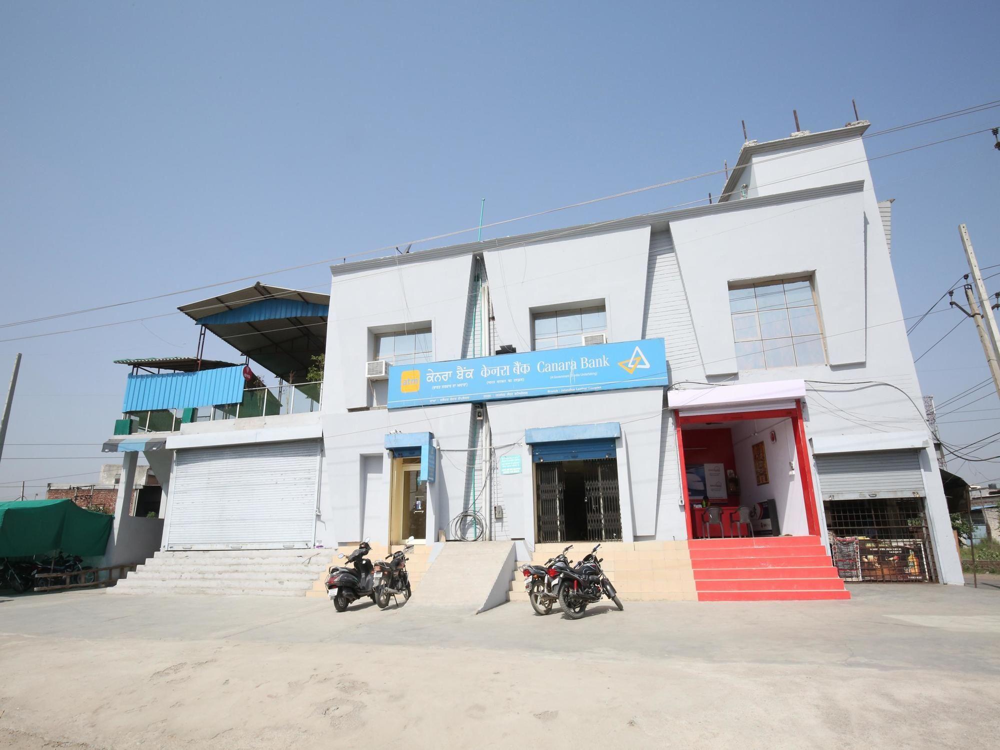 Vista Exterior OYO 12871 Rehan Basera