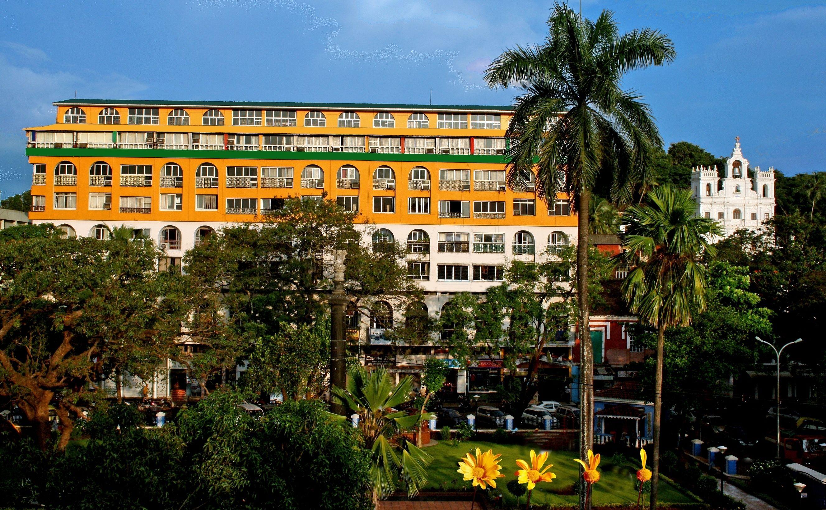 Vista Exterior Hotel Manvin's