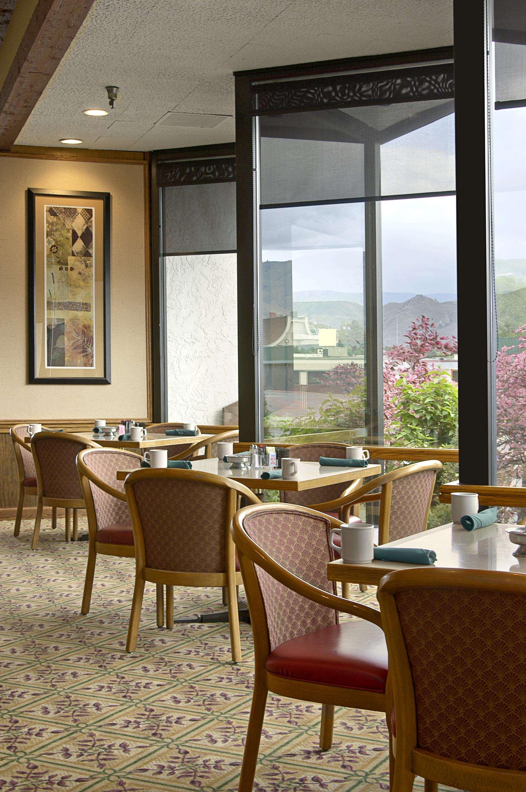 Restaurant Red Lion Hotel Wenatchee City Center
