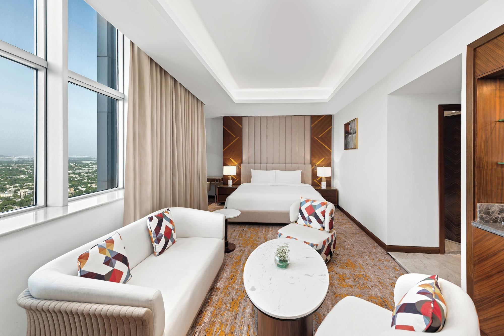 Habitación Movenpick Centaurus Islamabad