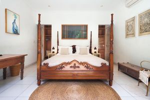 Alquiler Vacacional - Puri Pura; fully serviced 4 bedroom villa, central Canggu, close to the beach.