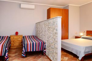 Alquiler Vacacional - Apartment 6 with patio, pool, soccer field and gated parking lot