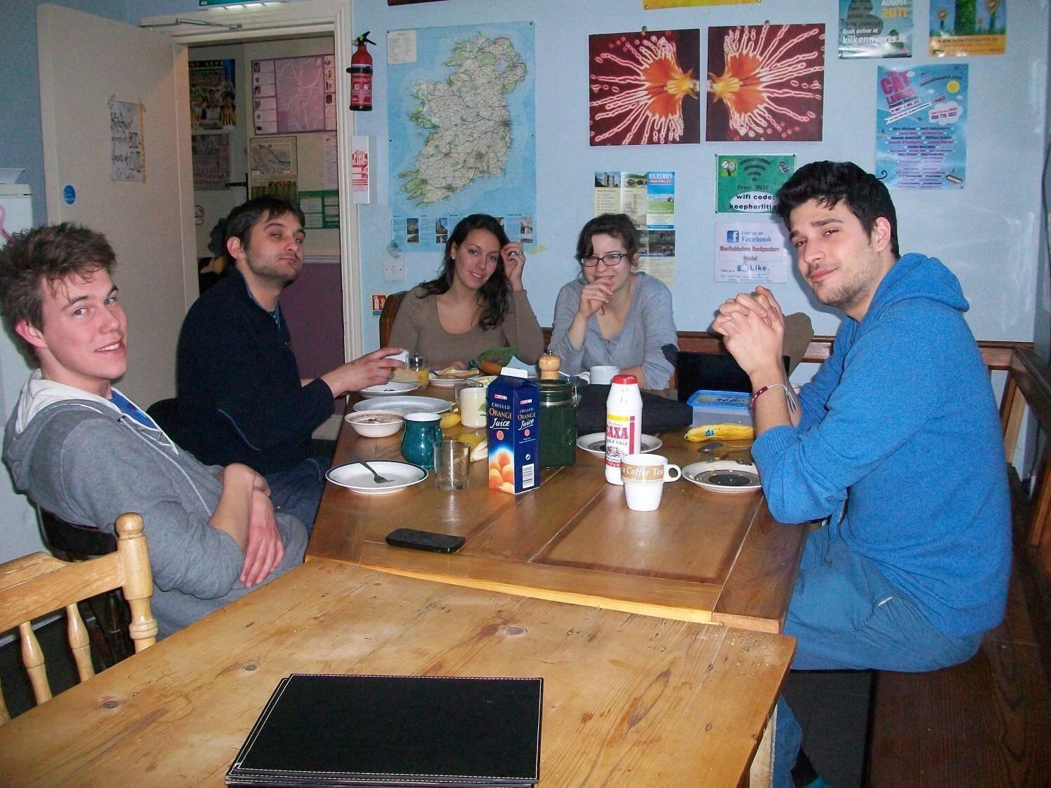 Restaurant MacGabhainn's Backpacker Hostel
