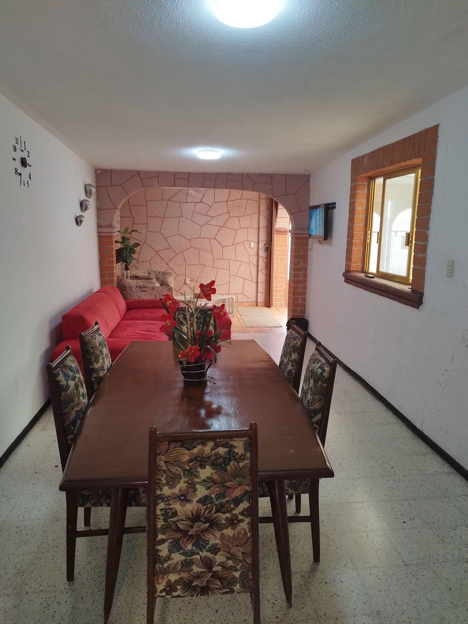 Comodidades del Alojamiento Casa Dahlia Queretaro