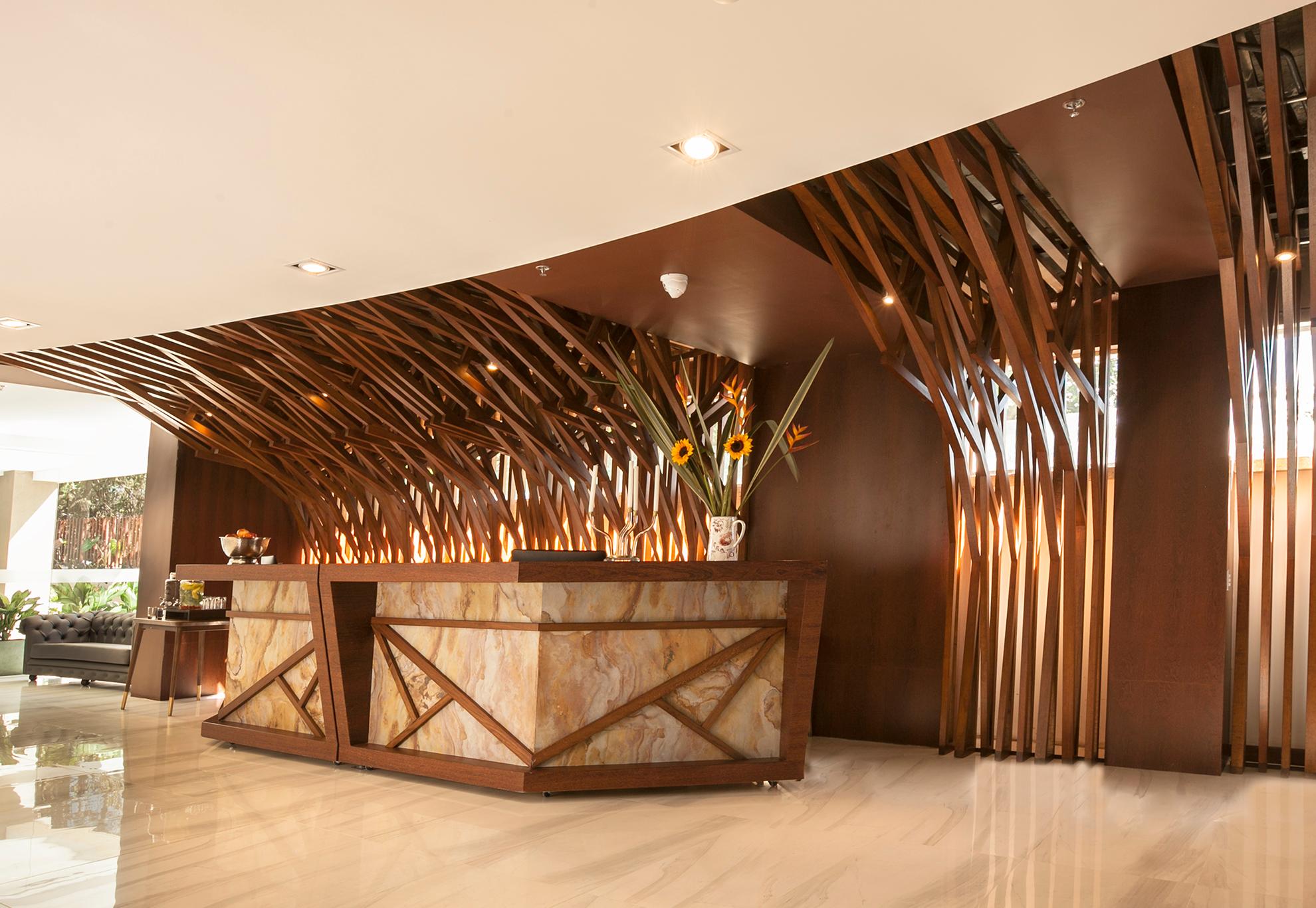 Vista Lobby V Grand Hotel, a member of Radisson Individuals