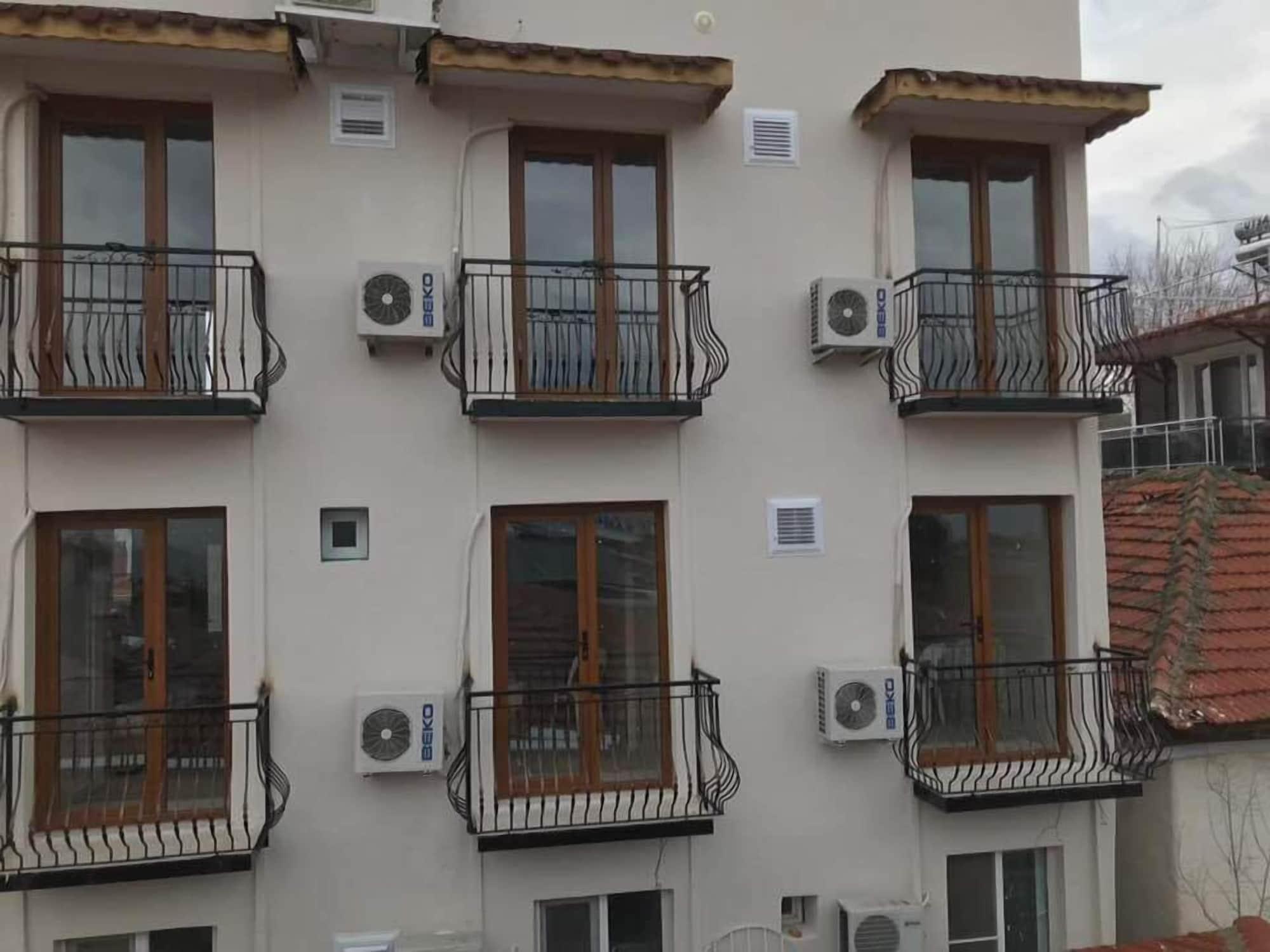 Vista Exterior Hotel Sahin