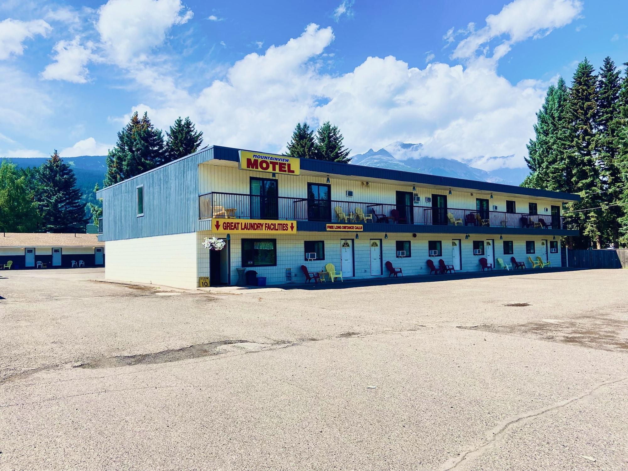 Varios Mountain View Motel