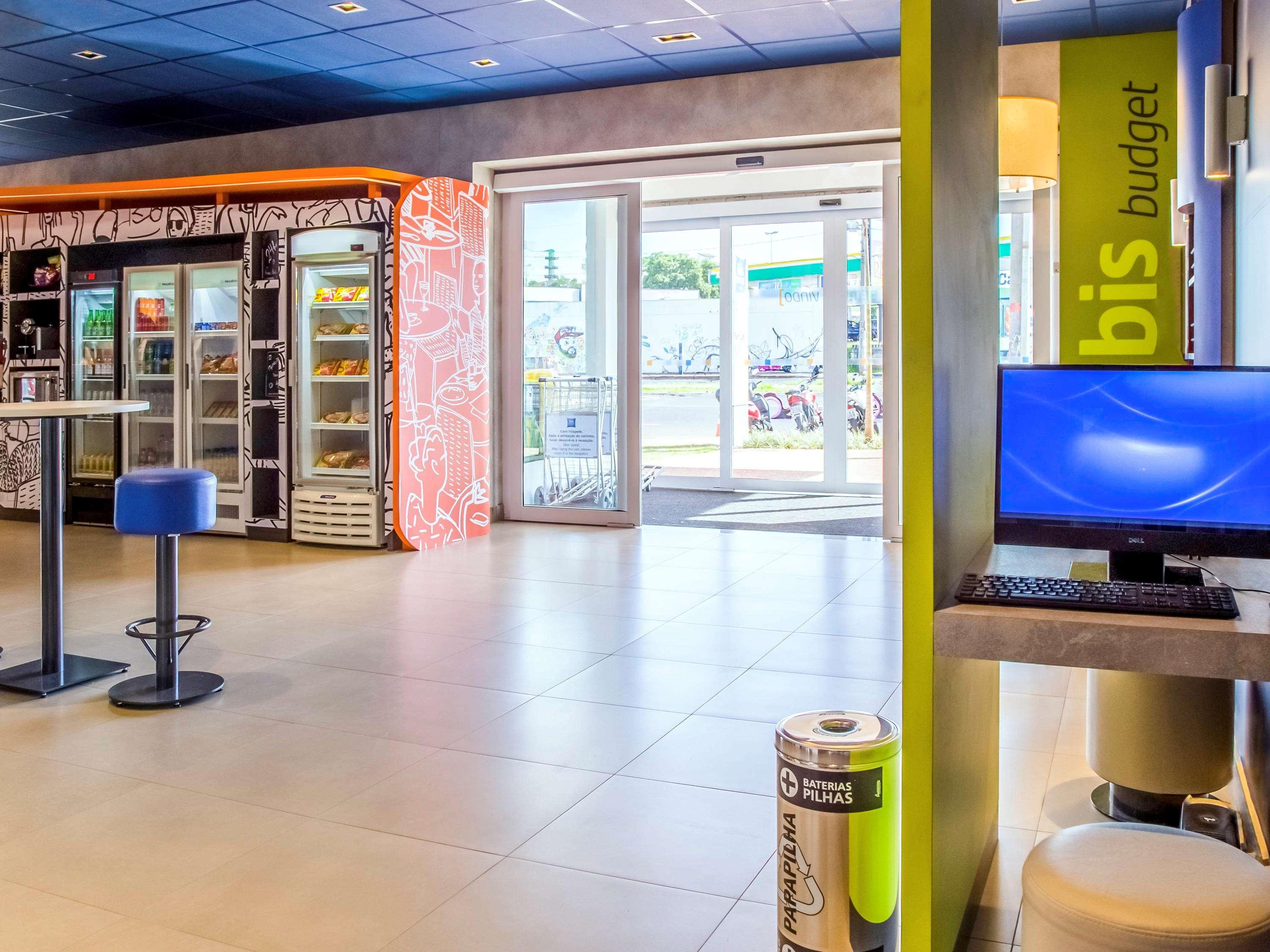 Bar/Salón ibis budget Uberlandia