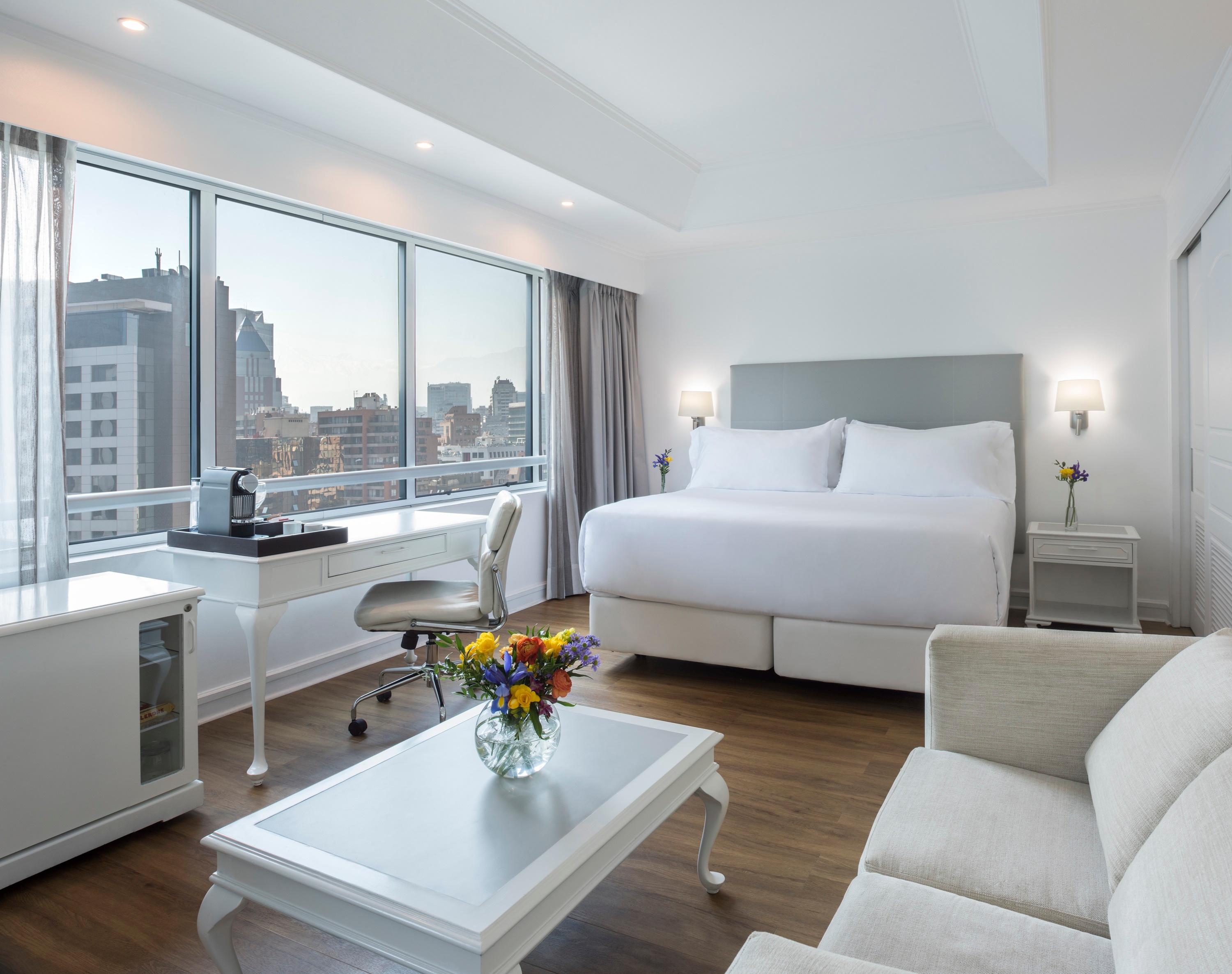 Habitación NH Collection Plaza Santiago