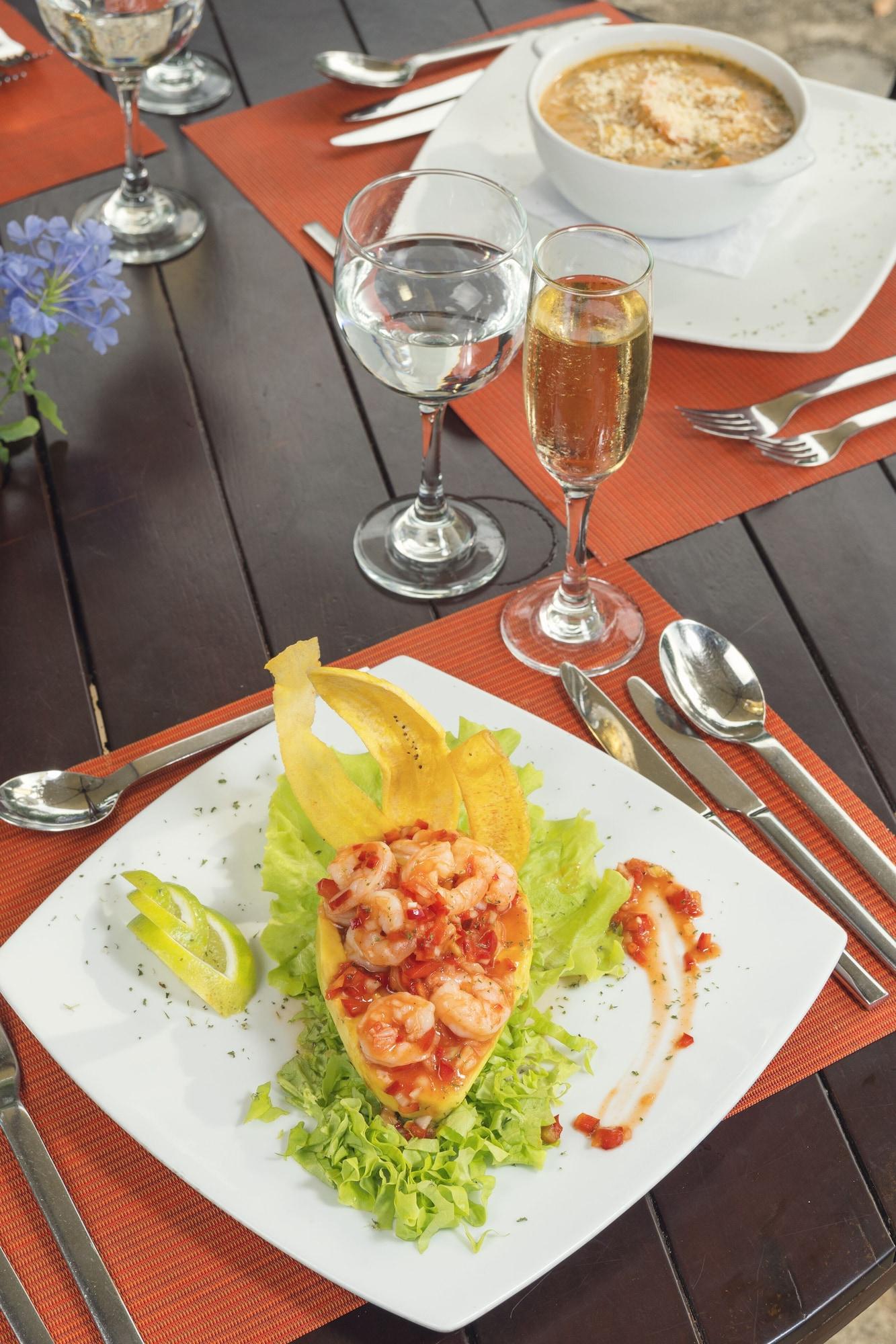 Restaurant Ecohabs Tequendama Parque Tayrona
